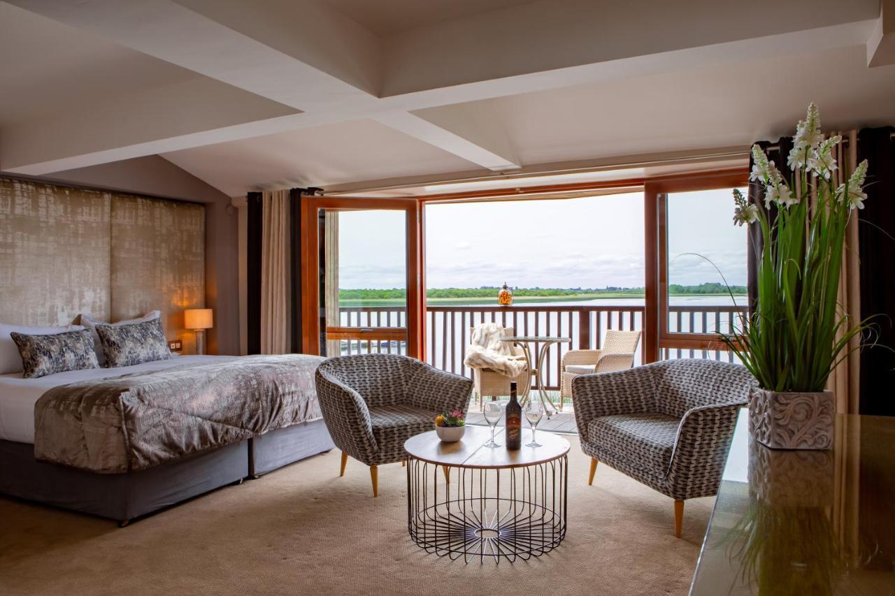 Wineport Lodge Glasson Esterno foto