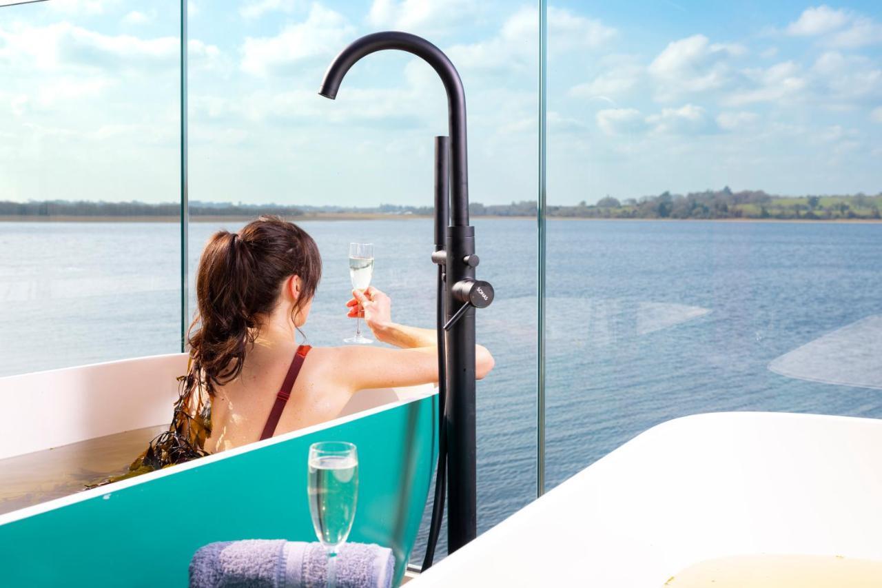Wineport Lodge Glasson Esterno foto