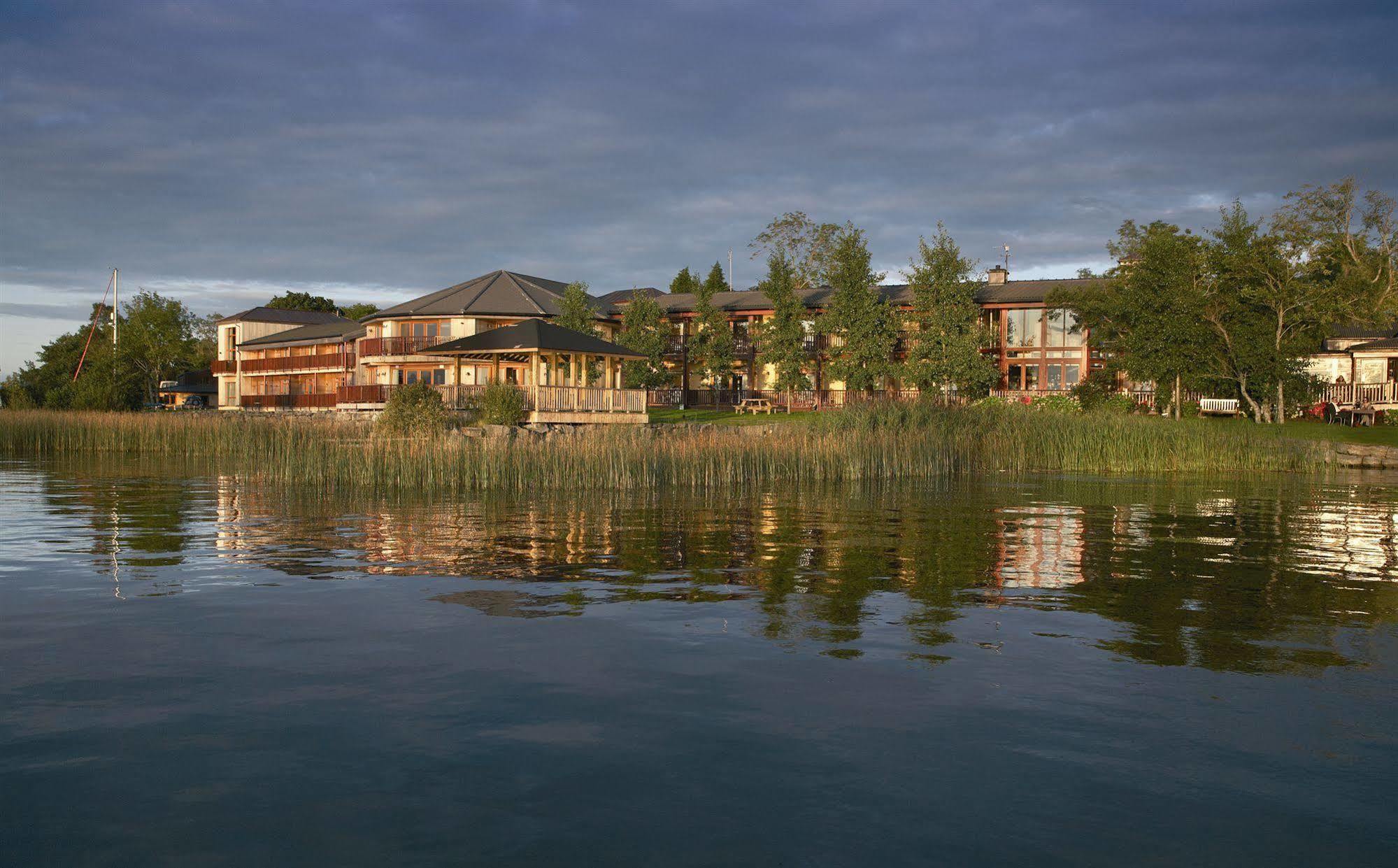 Wineport Lodge Glasson Esterno foto
